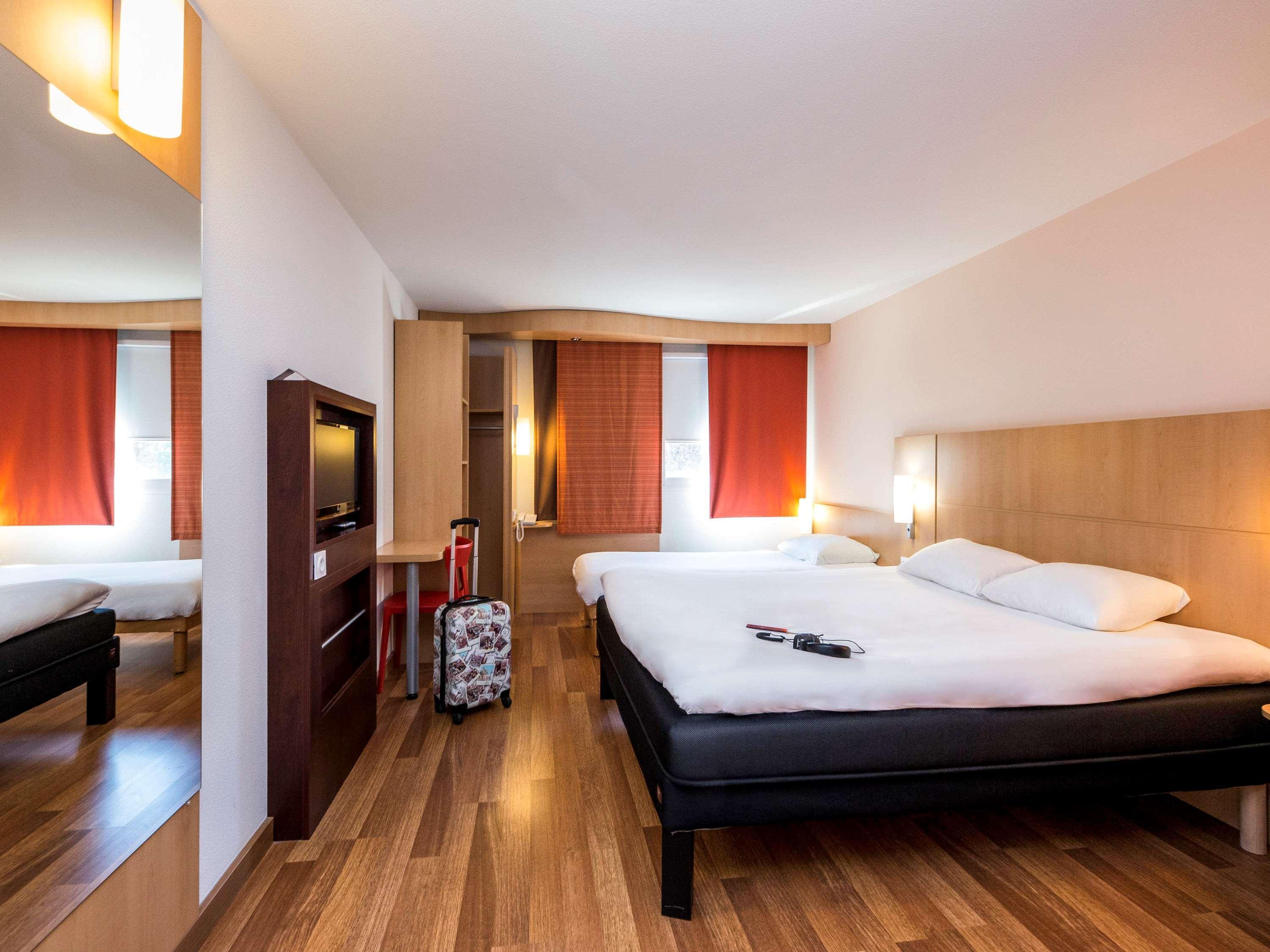 Ibis Sisteron Hotel Exterior photo