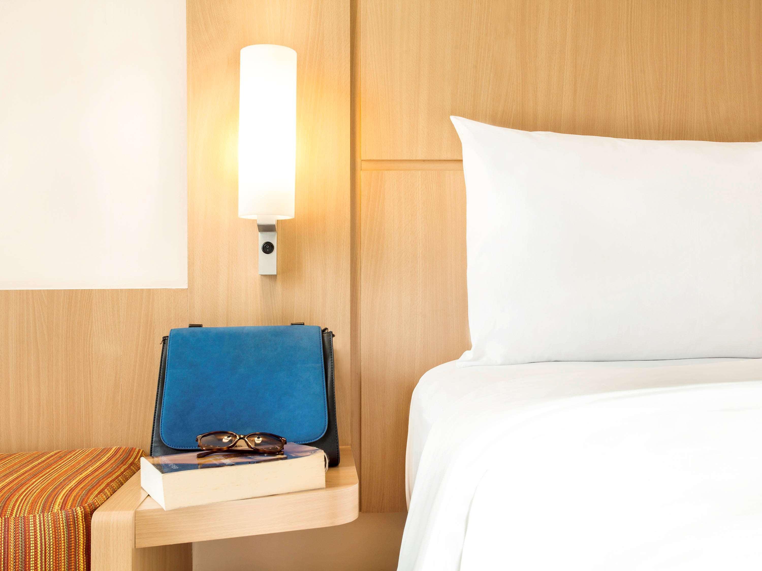 Ibis Sisteron Hotel Exterior photo