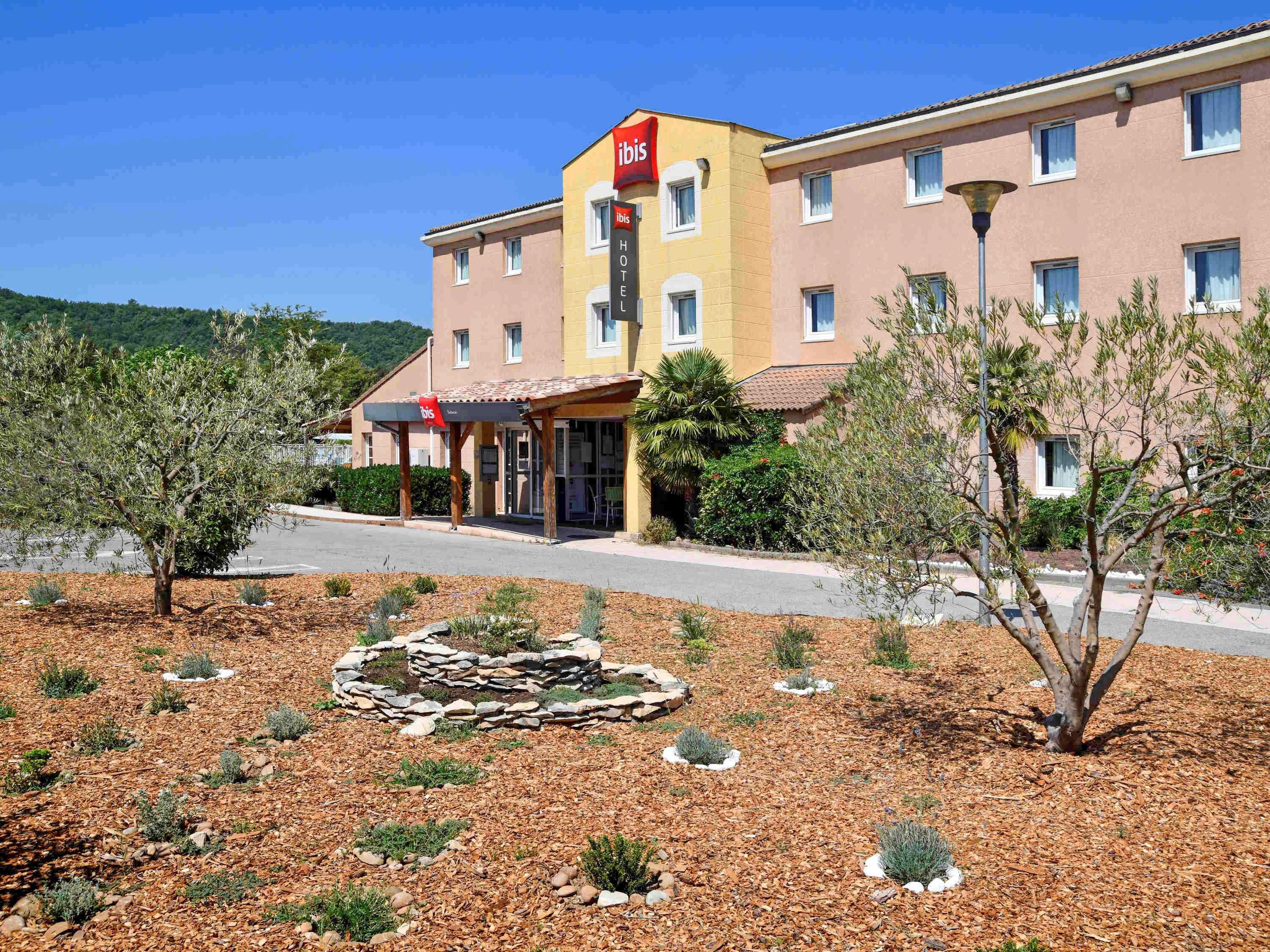 Ibis Sisteron Hotel Exterior photo